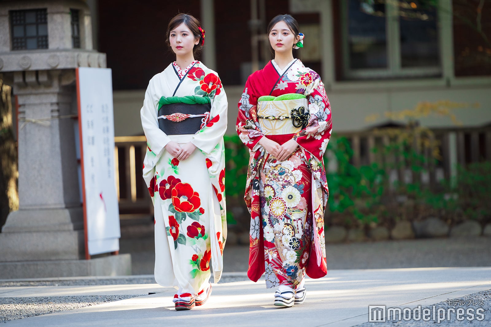 筒井あやめ、井上和／乃木坂46成人式（C）モデルプレス