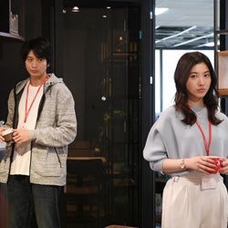 「わたし、定時で帰ります。」結衣(吉高由里子)らにトラブル発生…社内恋愛動き出す?<第4話あらすじ>