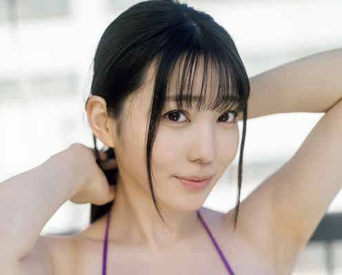 元塾講師グラドル・紫藤るい、迫力バストに釘付け 水着姿を披露