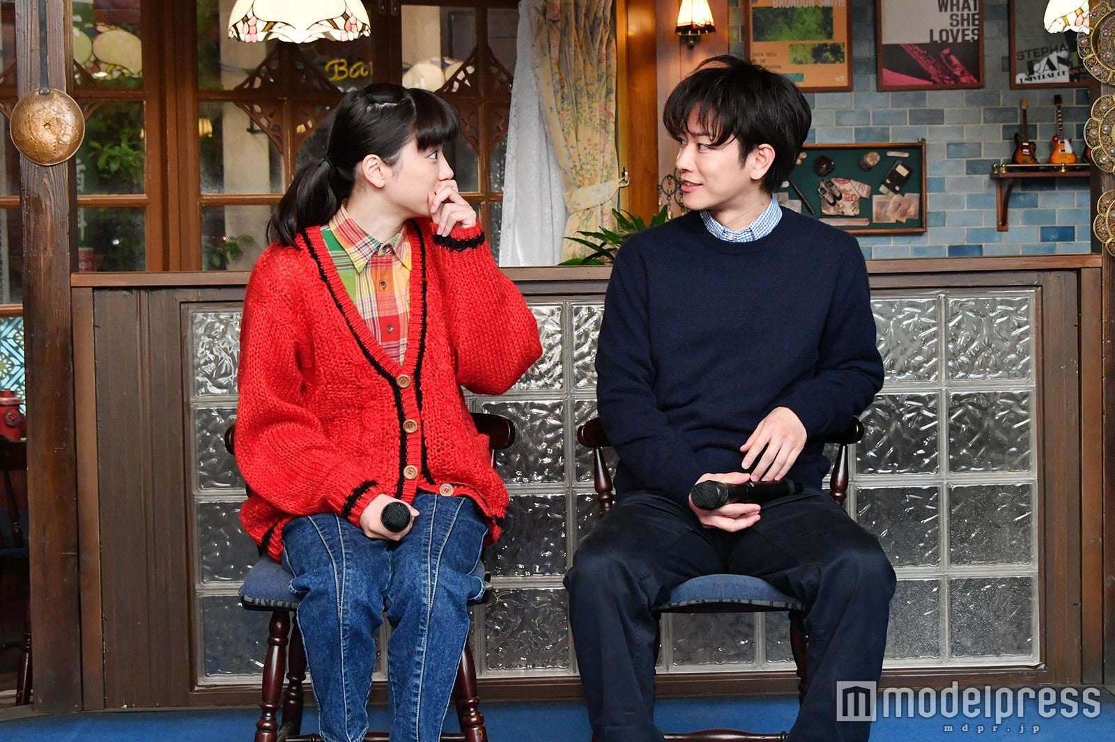 永野芽郁、佐藤健（C）モデルプレス