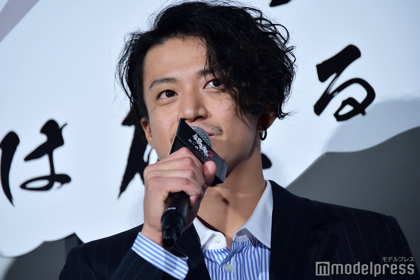 小栗旬（C）モデルプレス