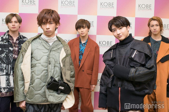 超特急(左から)カイ、リョウガ、タクヤ、ユーキ、タカシ(C)モデルプレス