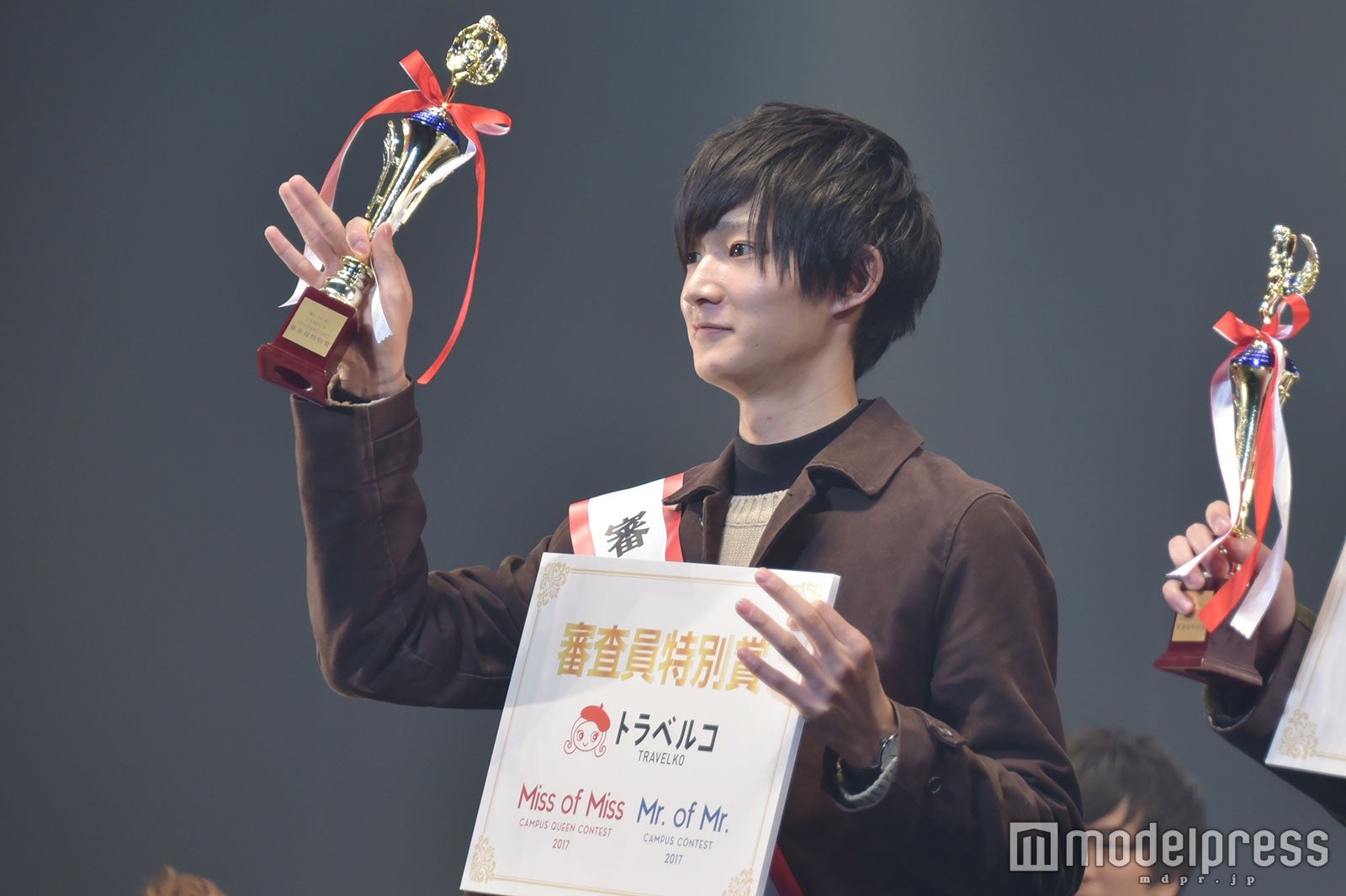 （C）モデルプレス