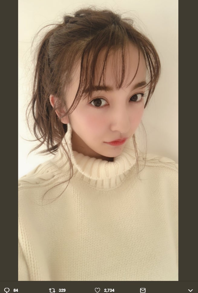 板野友美、1年ぶり前髪復活「可愛い」「真似したい」と反響