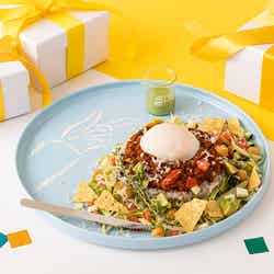 【家入硝子】「反転術式」グリーンタコライス 税込1,790円(C)芥見下々/集英社・呪術廻戦製作委員会