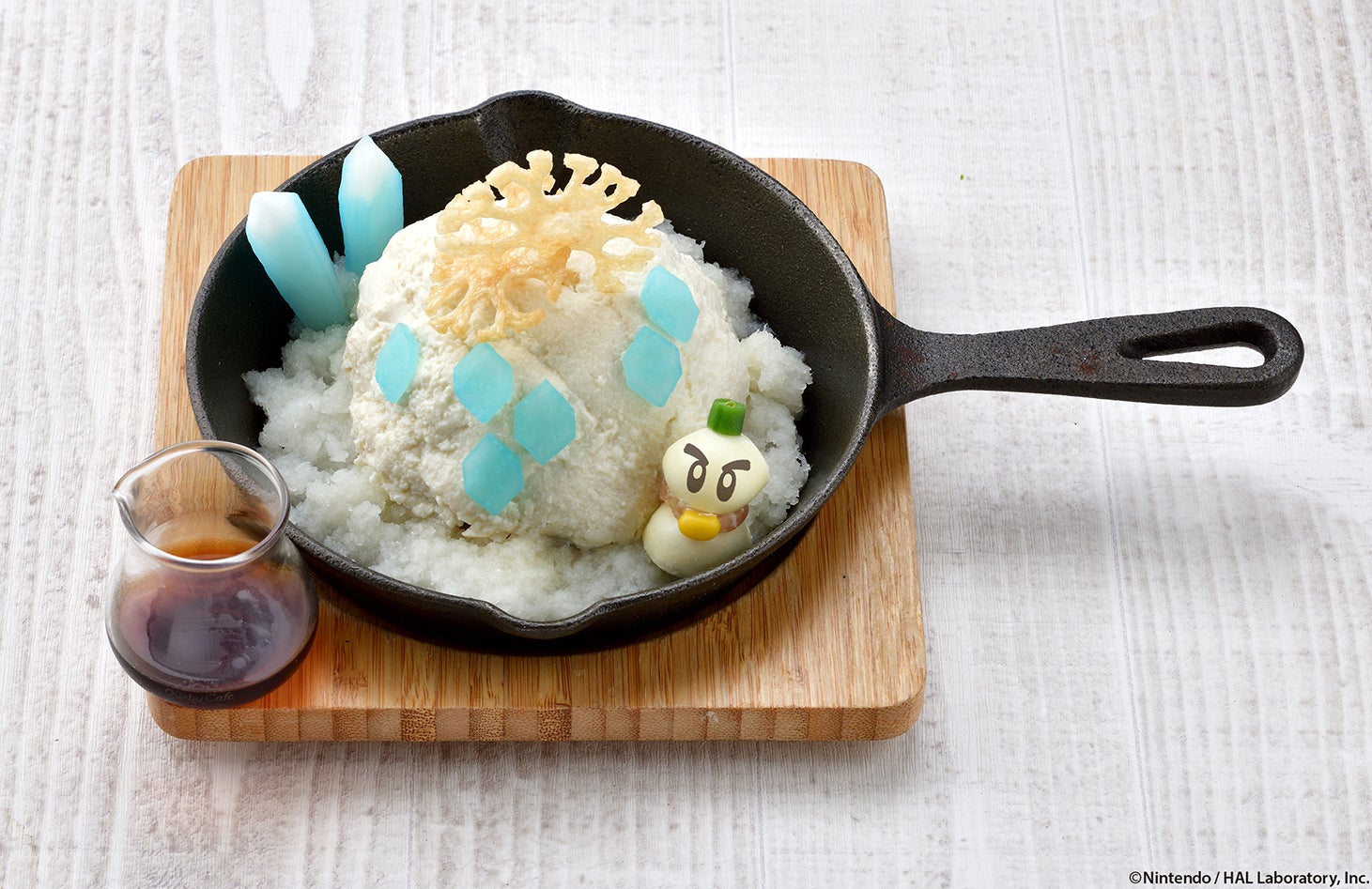 あつあつ☆みぞれハンバーグ～チリーのこちこちといき仕立て～1,380円／画像提供：ベネリック