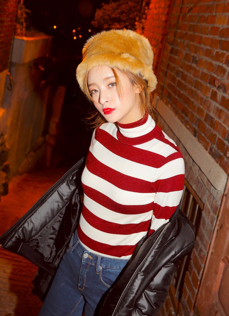 フェイクファーバケットハット「STYLENANDA」3,040円（税込）／画像提供：STYLENANDA