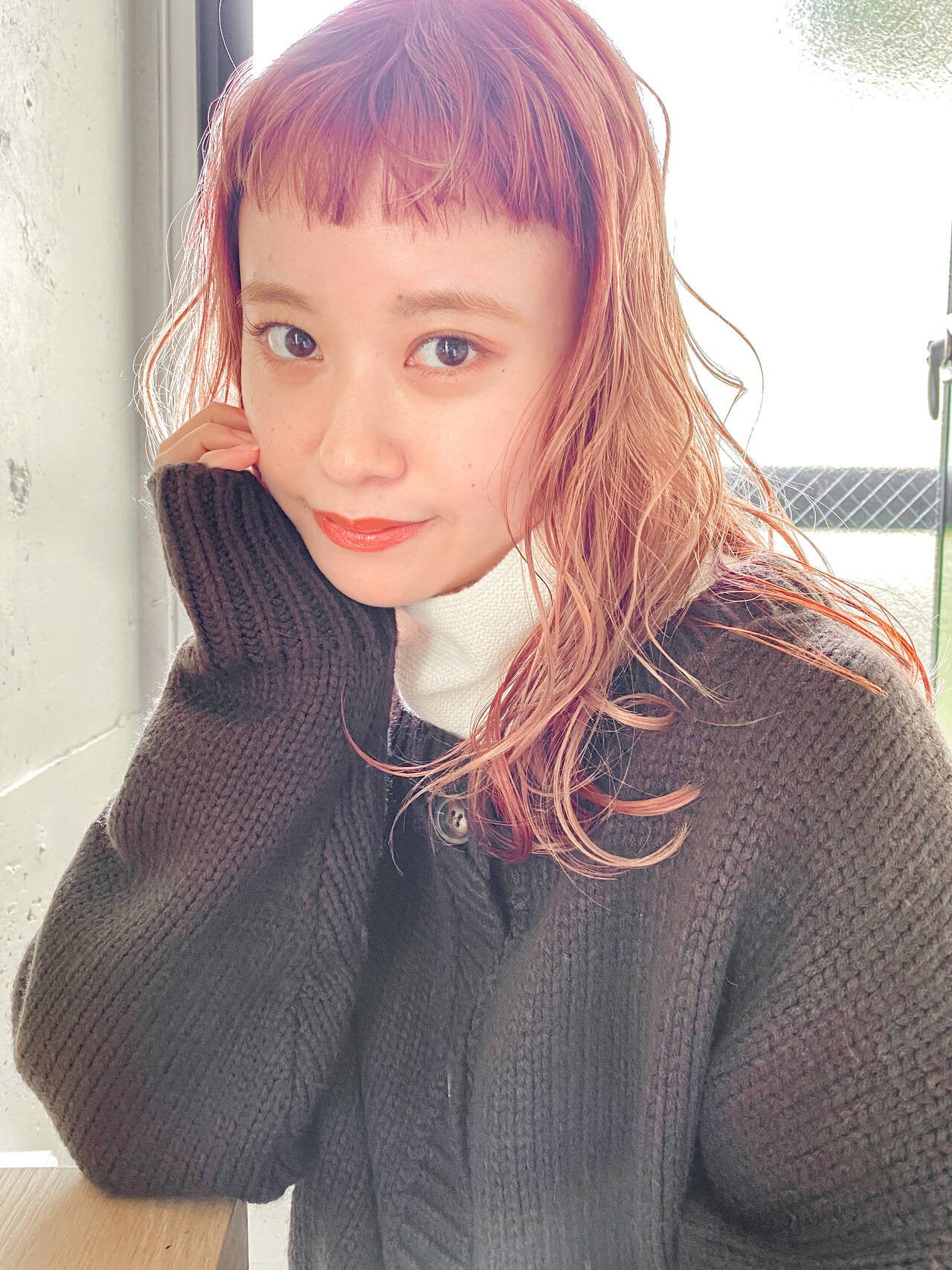 前髪は長さで変わる 短め 中間 長めの3つをご紹介 モデルプレス 前髪は長さで変わる 短め 中間 長めの3つをご紹介 モデルプレス