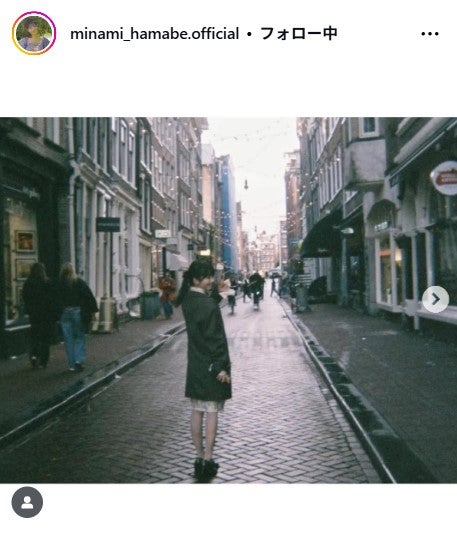 浜辺美波Instagramより