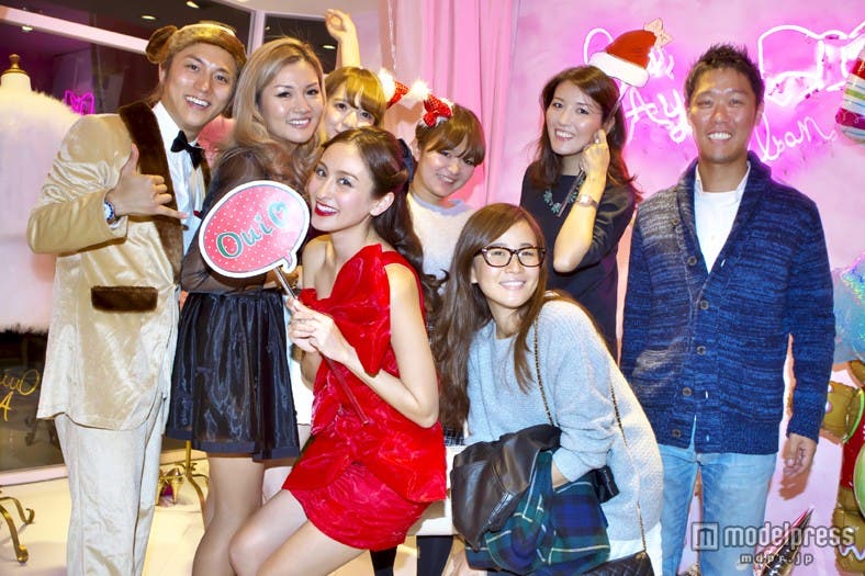 「Oui, Ayano Ruban クリスマスパーティー」の様子