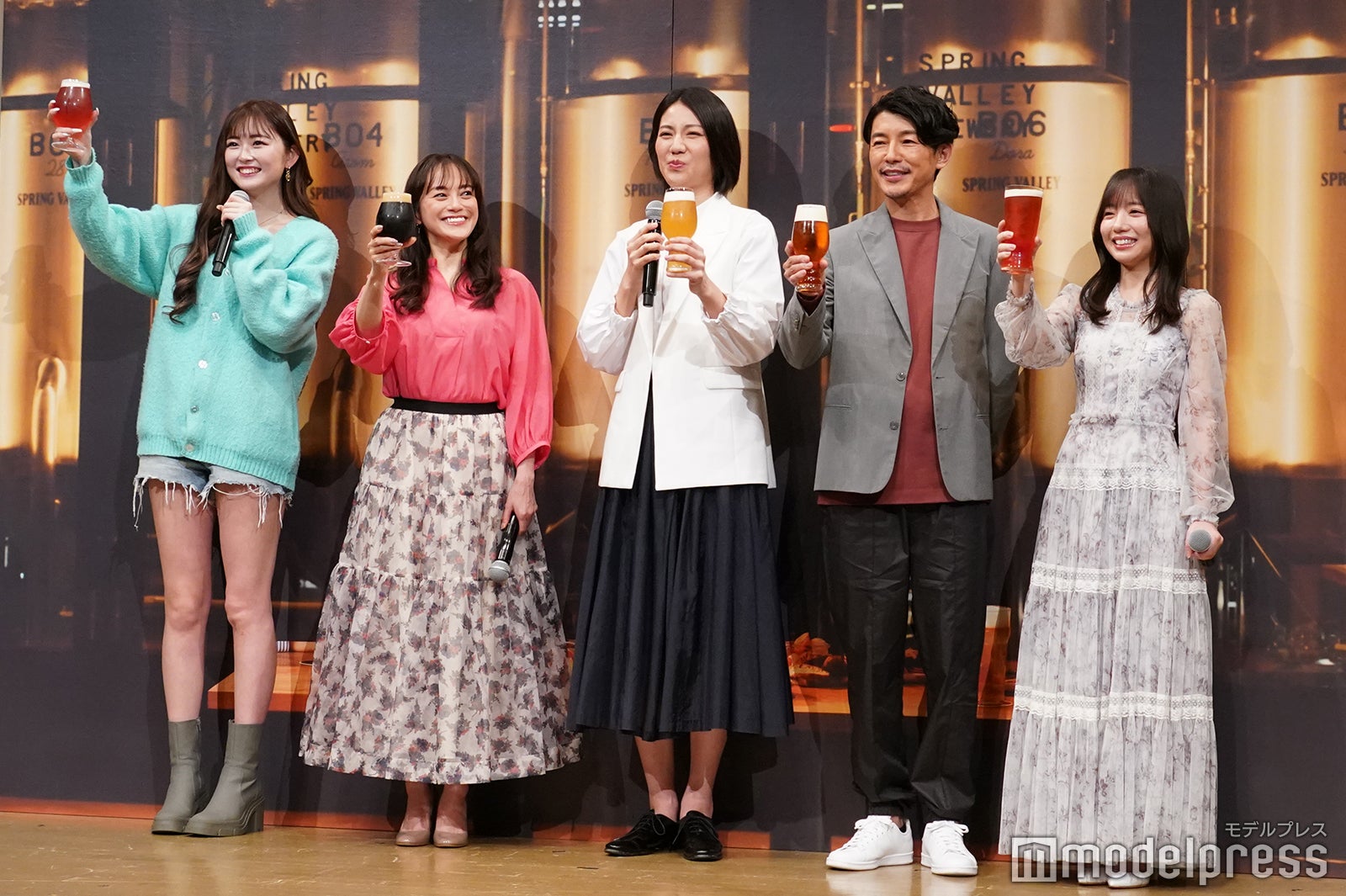 （左から）ゆうちゃみ、牧瀬里穂、松下奈緒、藤木直人、齊藤京子（C）モデルプレス