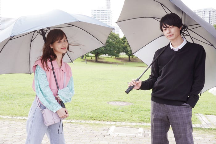 山下美月、作間龍斗(C)ましろ/COMISMA INC. (C)2025『山田くんとLv999の恋をする』製作委員会