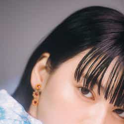 モデルプレス - 三吉彩花、「bis」初登場 愛用コスメ&美容アイテム紹介