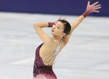 坂本花織 身につけた「大技ない勝ち方」で集大成 考え方変えた強豪ロシア勢との出会いと師の言葉