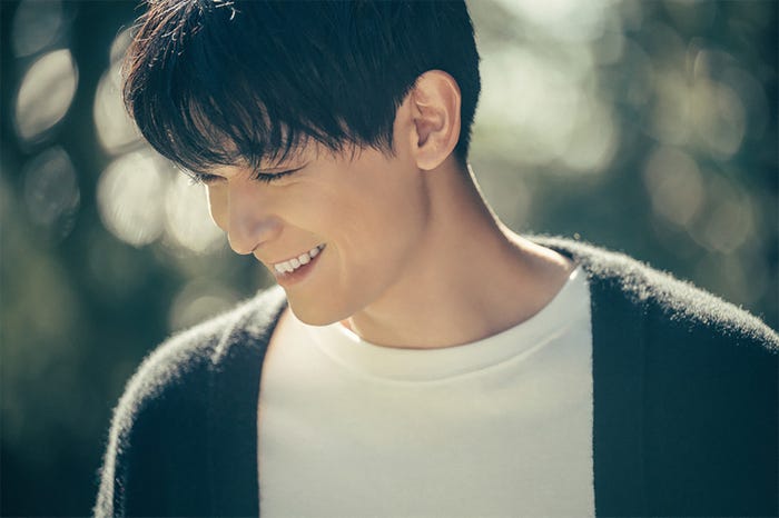 吉沢亮/別冊付別冊付「ヌメロ・トウキョウ オム 吉沢亮」より(画像提供:扶桑社)