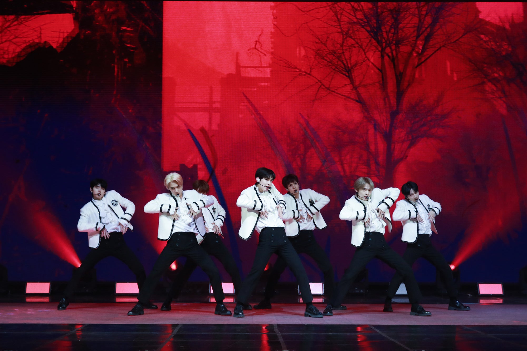 ENHYPEN（C）BELIFT LAB