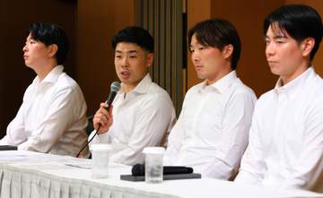 プロ野球選手会 来年からのピッチクロック導入を決議