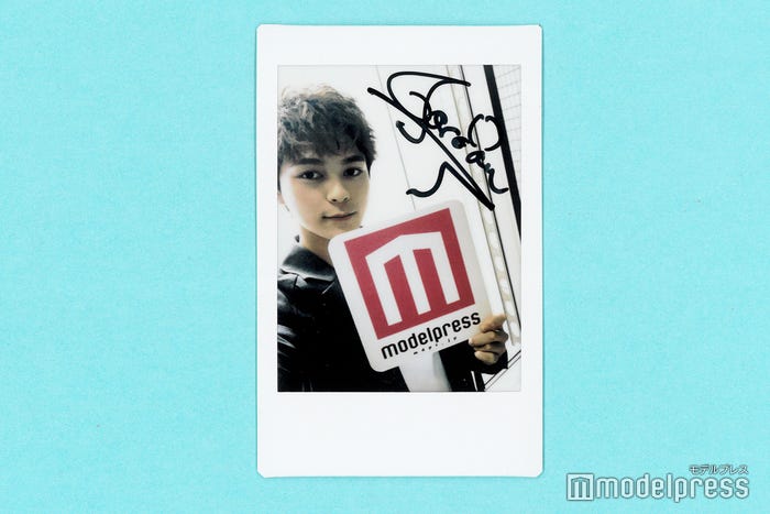 眞栄田郷敦、サイン入りチェキプレゼント(C)モデルプレス