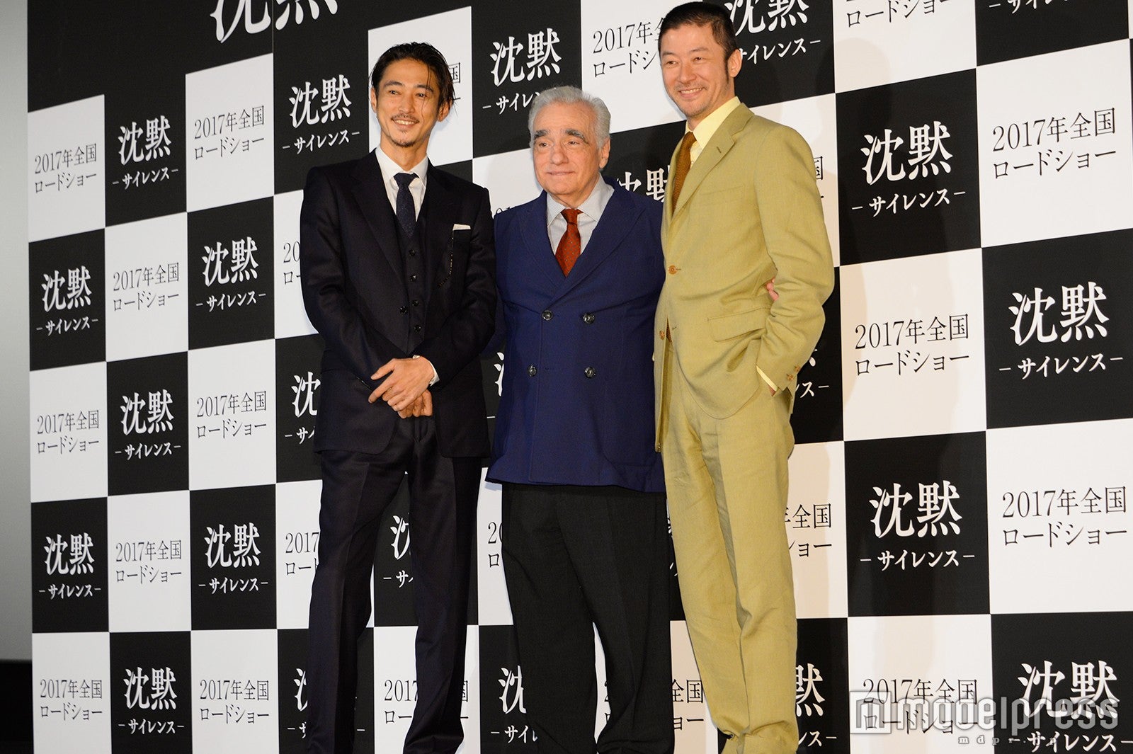 （左から）窪塚洋介、マーティン・スコセッシ監督、浅野忠信 （C）モデルプレス