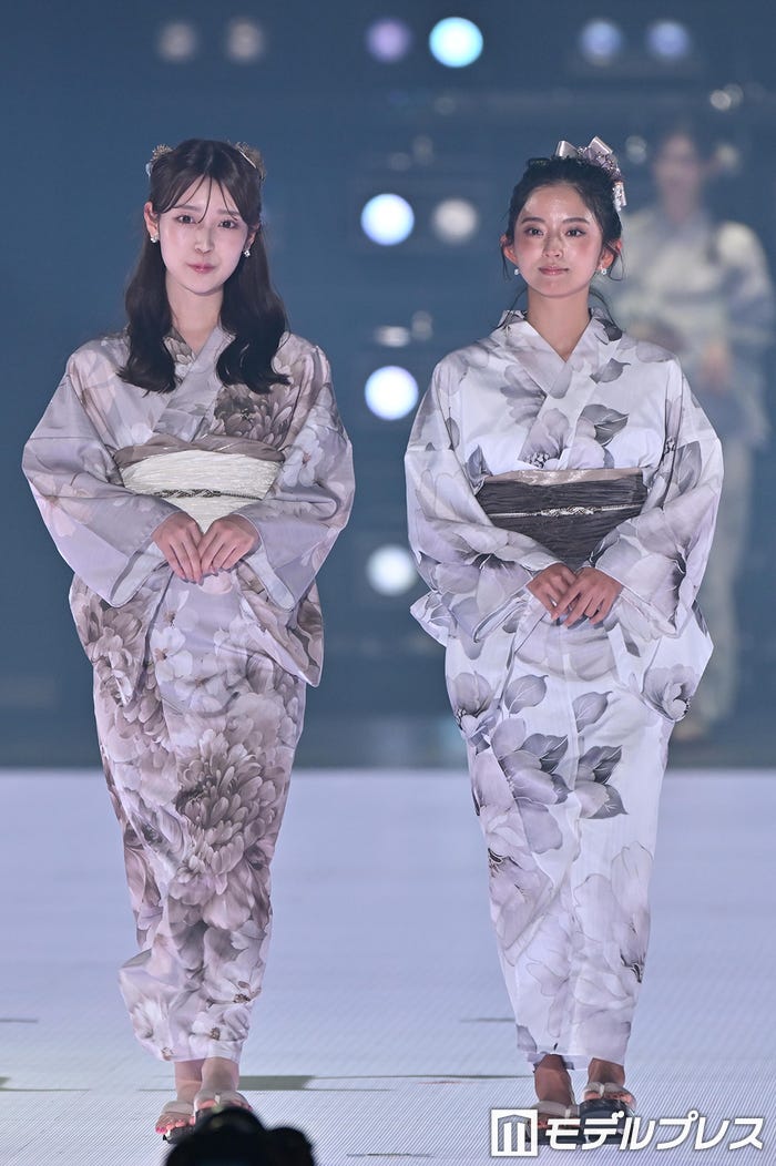 阪口珠美、鈴本美愉(C)モデルプレス