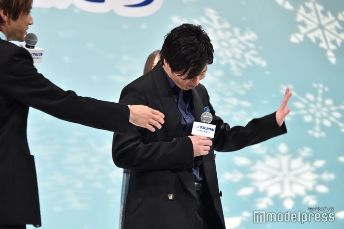 土屋太鳳からの褒め言葉に秒でドヤる田中圭をすかさずツッコむ山田裕貴(C)モデルプレス