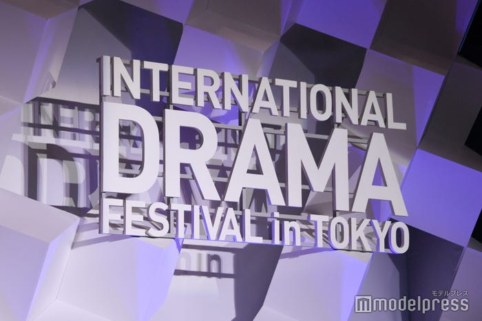 「東京ドラマアウォード2022」授賞式(C)モデルプレス