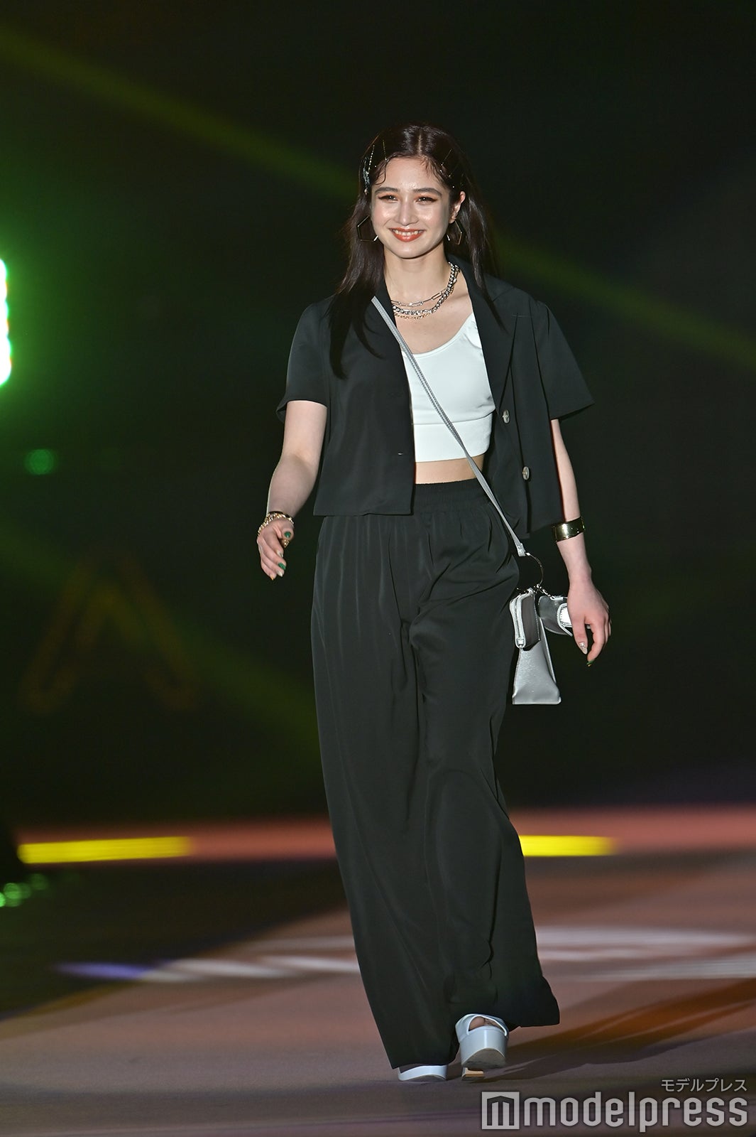 （C）モデルプレス