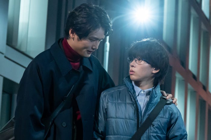 中川大輔、末澤誠也「彼女と彼氏の明るい未来」第4話より(C)「彼女と彼氏の明るい未来」製作委員会・MBS