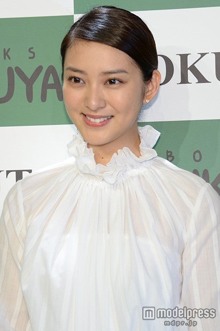 画像2 3 武井咲 中越典子のそっくり 姉妹 ショットが話題に フラジャイル モデルプレス