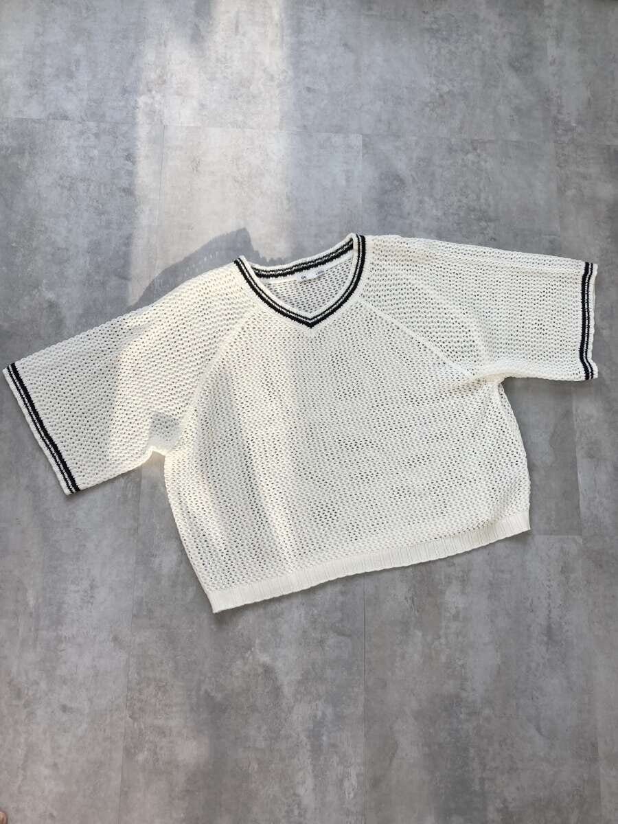 GU　GIRLSメッシュセーター　オフホワイトの商品写真（正面置き撮り）