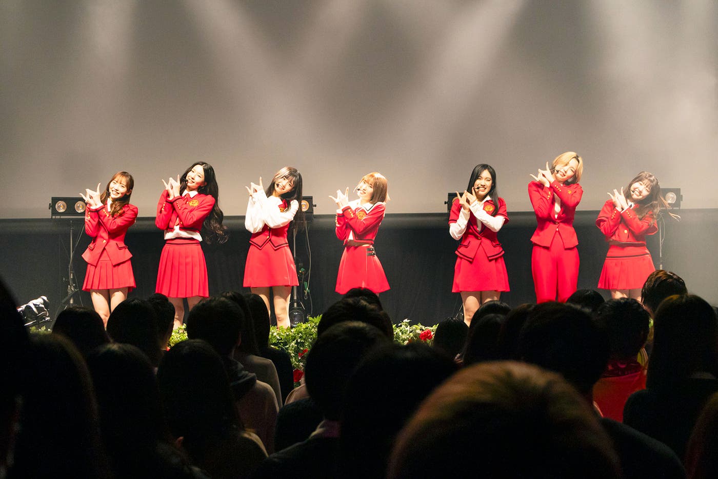 RealRomantic「Debut Showcase Event HELLO」(提供写真)