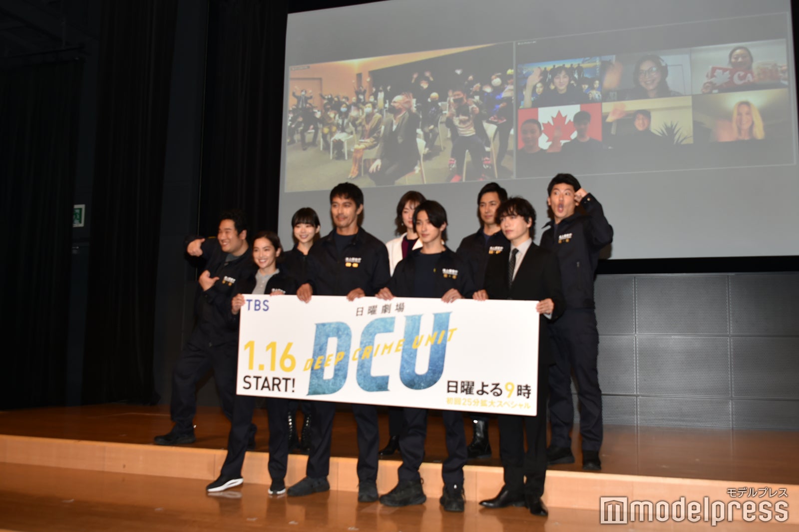 ロサンゼルスとモントリオールと集合写真 （C）モデルプレス