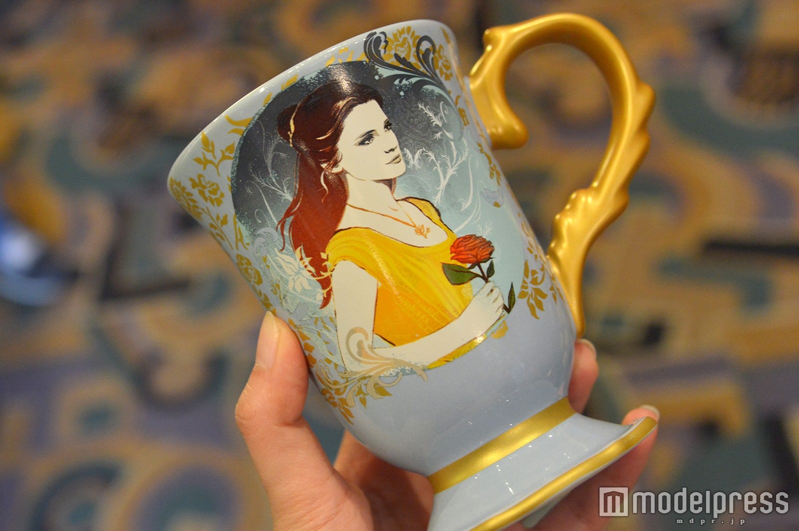 エマ風ベルのマグカップ（C）モデルプレス