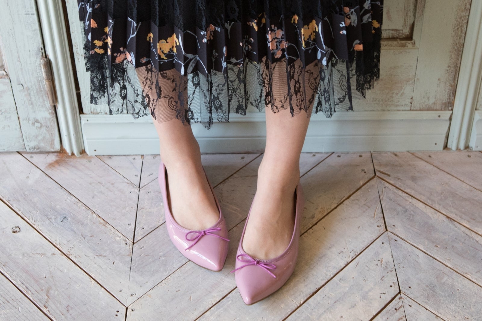 「ポインテットトゥバレエシューズ」8,500円（税抜）