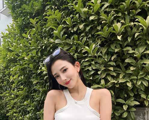 恋リア出演話題の美女、美ヒップ強調の見返りショット セクシー衣装姿に反響