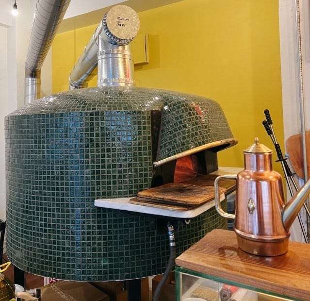 フルーツを一滴も無駄にしないスイーツ…？大阪市内で絶対に行きたい「グルメスポット」