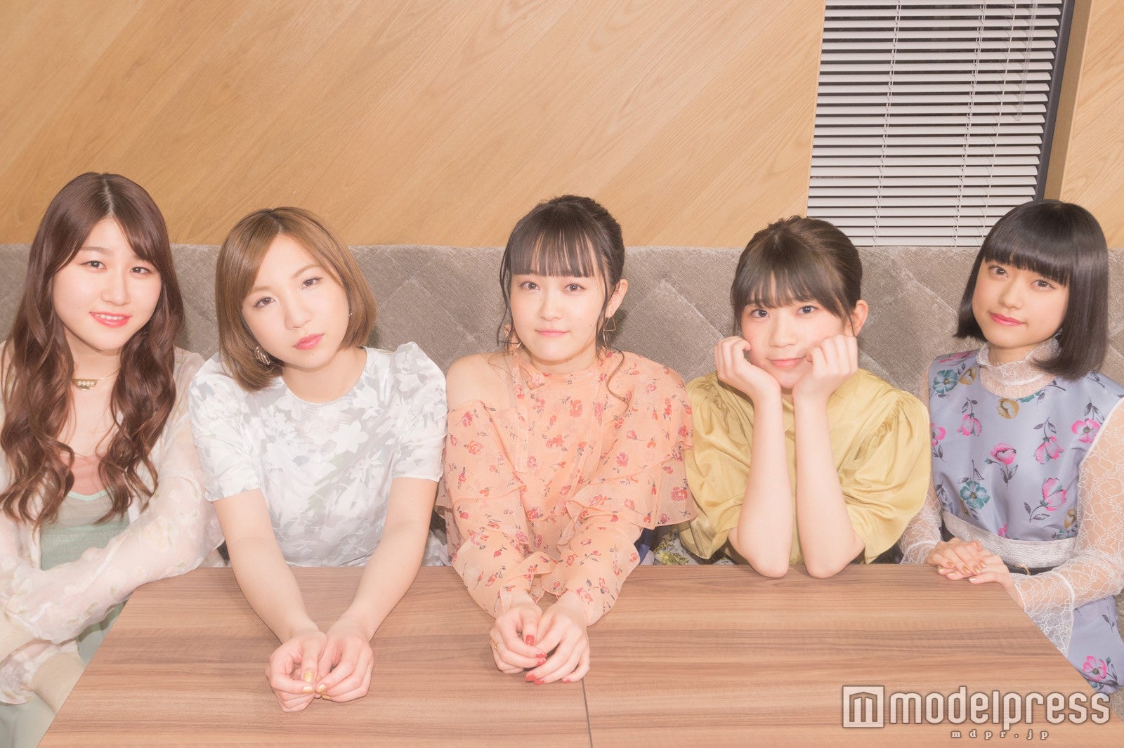 Little Glee Monster（左から）かれん、MAYU、芹奈、manaka、アサヒ