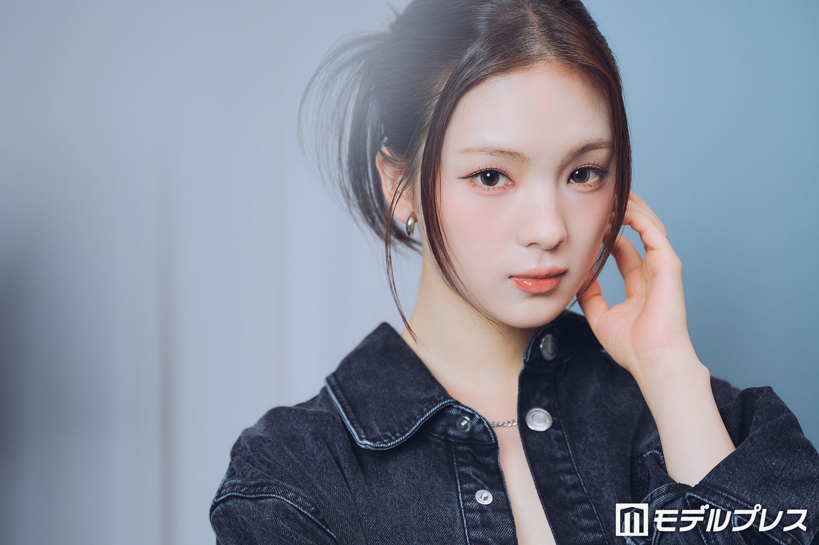 韓国出身19歳の次世代歌姫・Gyubin、日本メジャーデビュー！新曲「You Light Up My Life」に込めた“ありのまま”の美しさ＜インタビュー＞