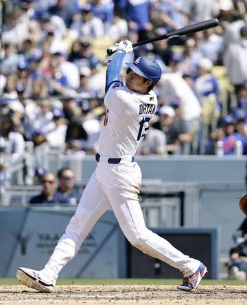 大谷翔平 6月5度目マルチ 月間打率・480、OPS・939リーグトップ浮上 ロバーツ監督「本当に特別な選手」