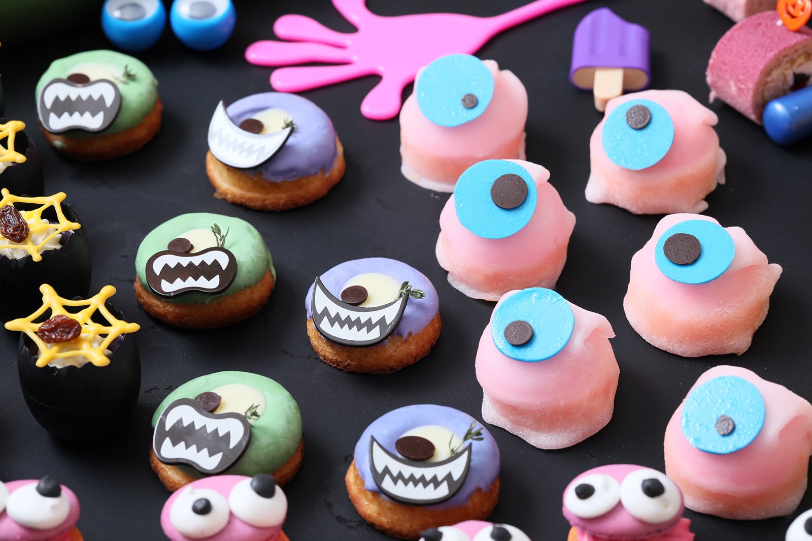 VIVID COLORFUL MONSTER PARTY／画像提供：ベストブライダル