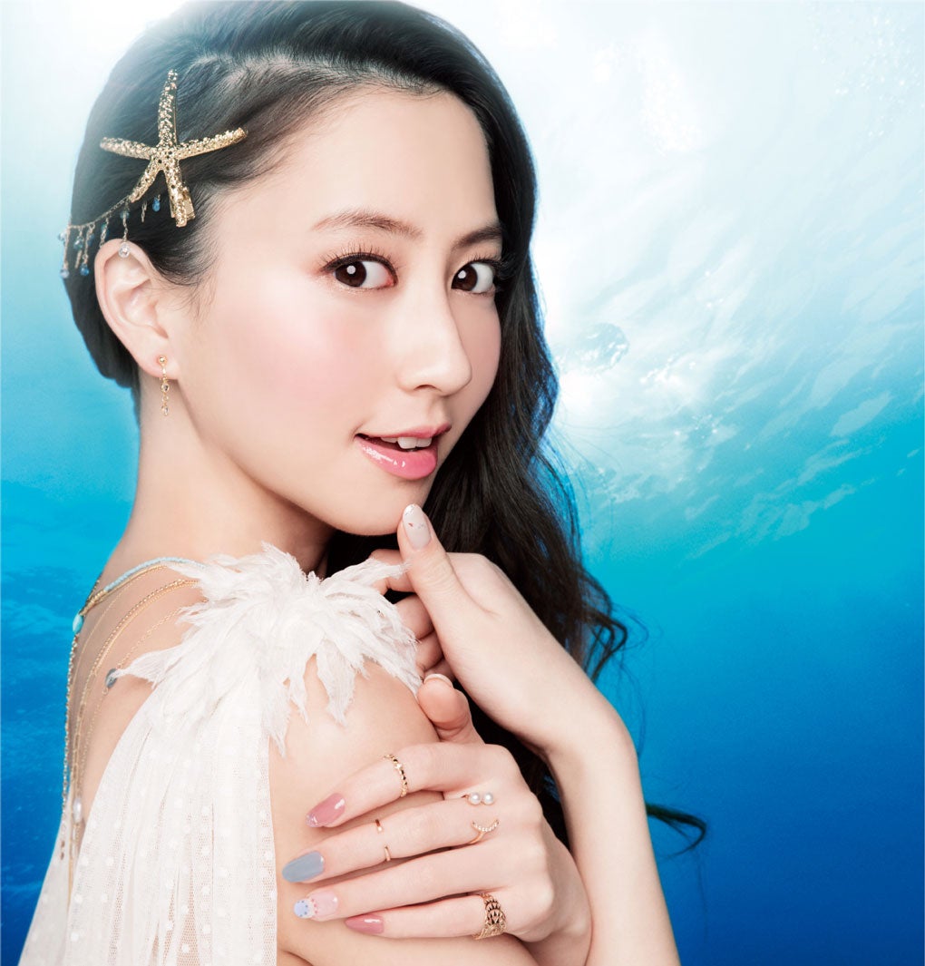 【キャンメイク】今年の夏はくすみパステルな「マーメイドネイル」でSNS映え！