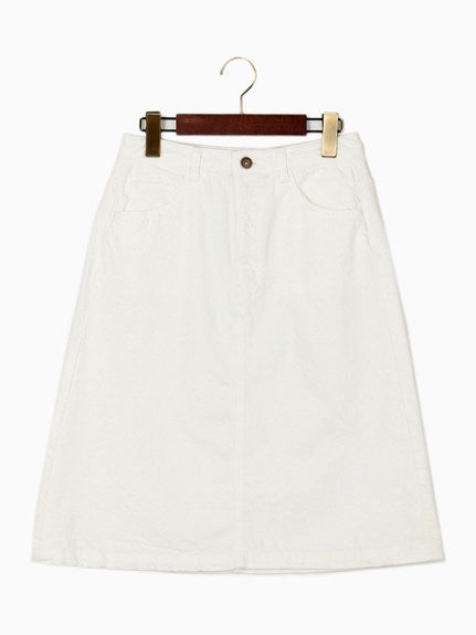 Aラインデニムスカート「Jewel Changes」12,960円(税込)