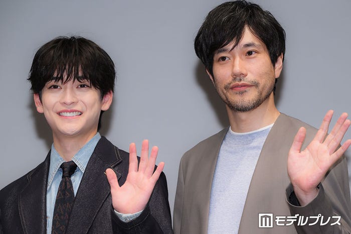 高橋文哉、松山ケンイチ(C)モデルプレス