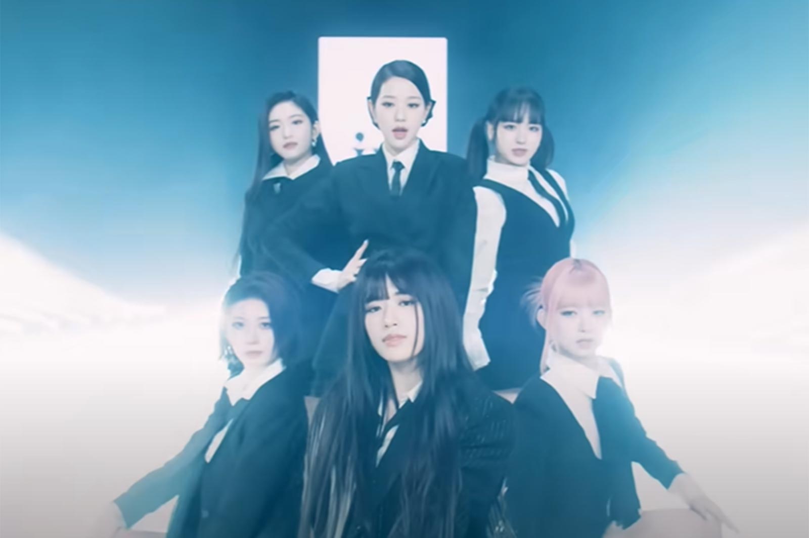 「I AM」MV／statrshipTV公式YouTubeより