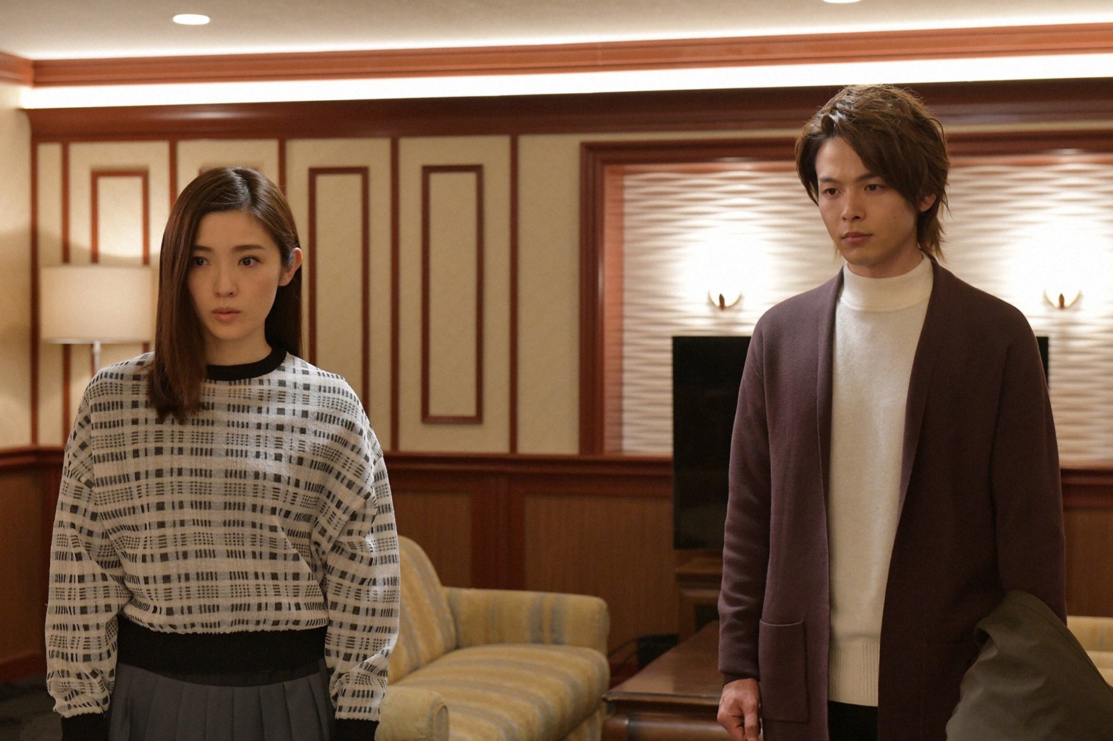 星野真里、中村倫也／「初めて恋をした日に読む話」第8話より（C）TBS