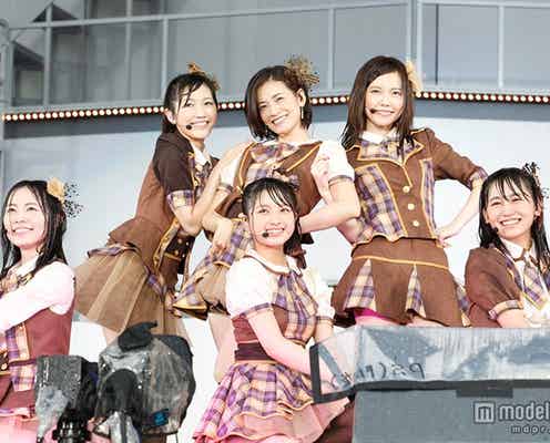 大人AKB48、7万人の前で涙 センター曲を初披露