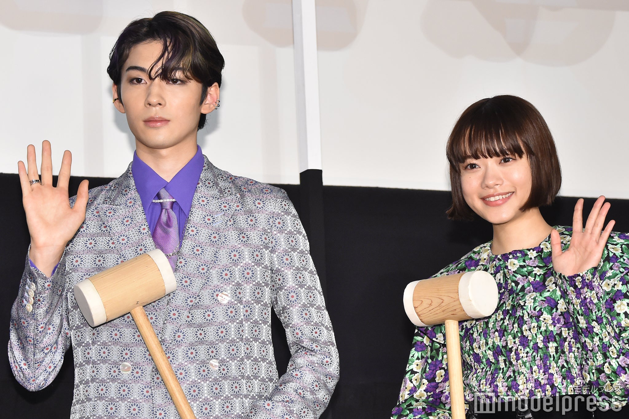 市川染五郎、杉咲花 （C）モデルプレス