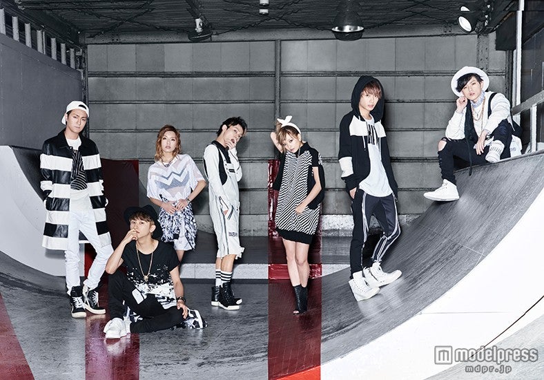 AAA、10周年全国ツアー開幕！モデルプレスが会場周辺から生中継