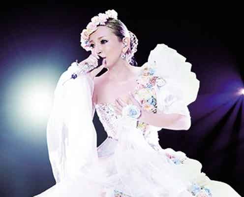 浜崎あゆみ、ゴージャスなドレス姿にうっとり
