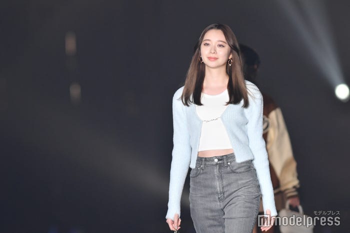 田鍋梨々花 (C)モデルプレス